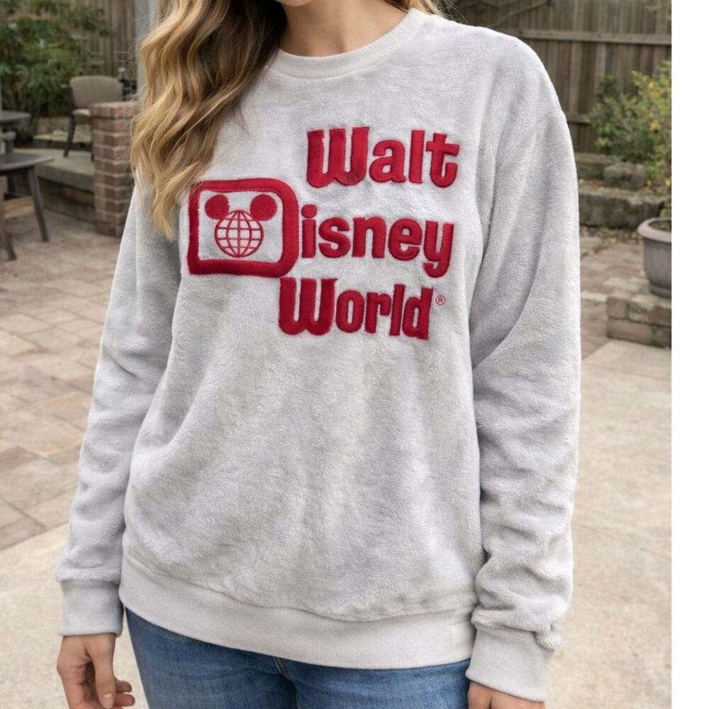 Disney Walt Disney World Plush Fleece Sweatshirt – Gray & Red – Size Large